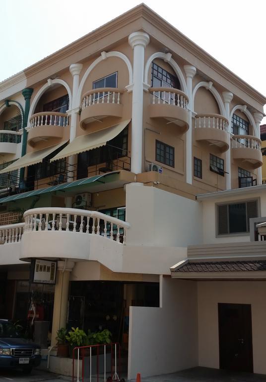 Indogee Apartments Pattaya ภายนอก รูปภาพ